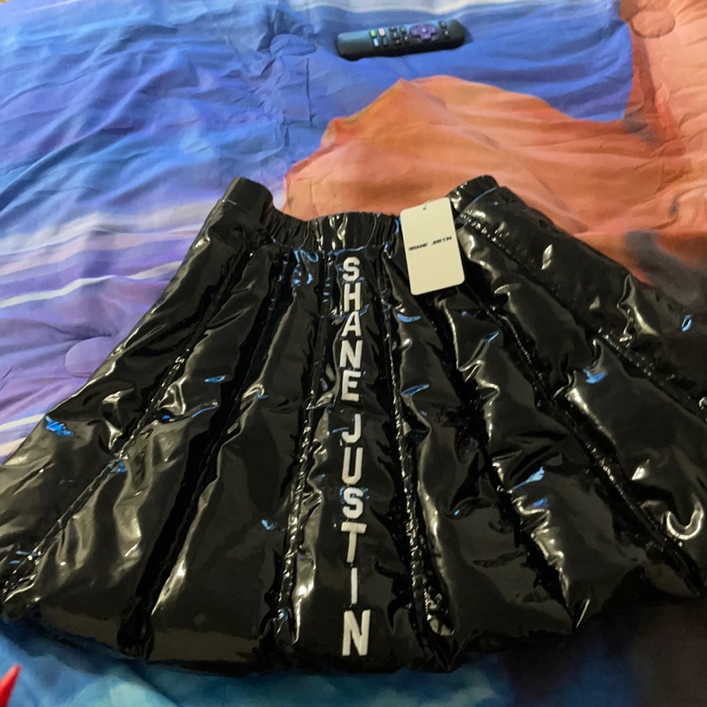 Black Shane Justin bubble skirt.